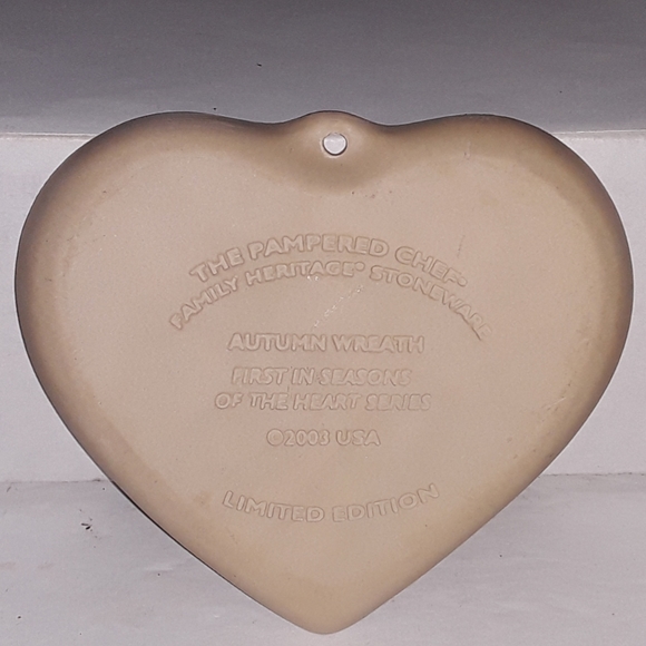 The Pampered Chef Seasons of Heart Cookie … - Picture 3 of 7